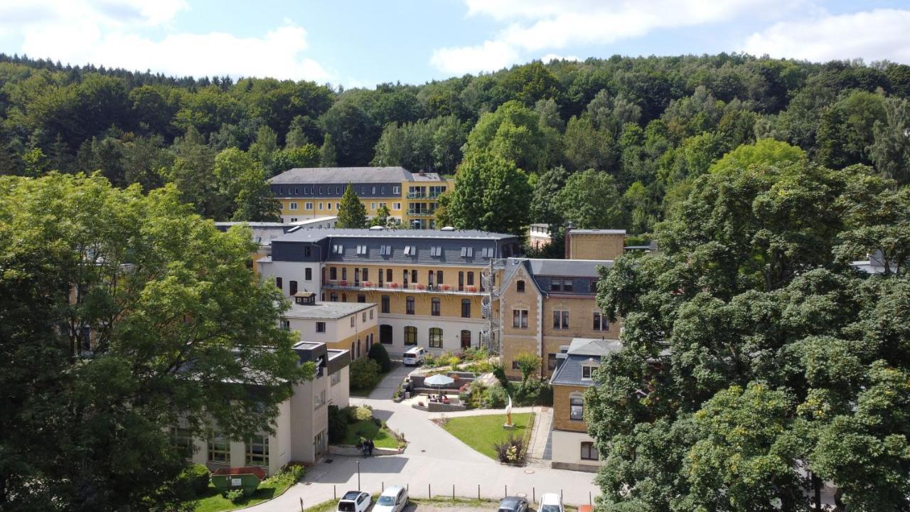 Saechsisches Gemeinschafts-Diakonissenhaus Zion E. V. Aue  Εξωτερικό φωτογραφία